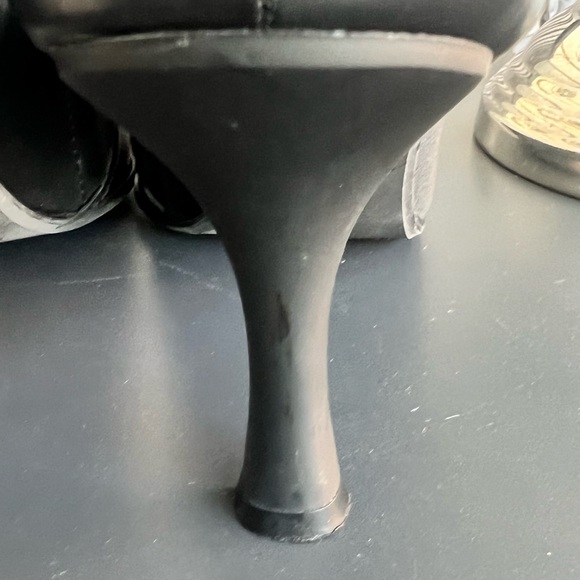 Stuart Weitzman Leather Pumps Size 10 Black Great Condition - Picture 9 of 11